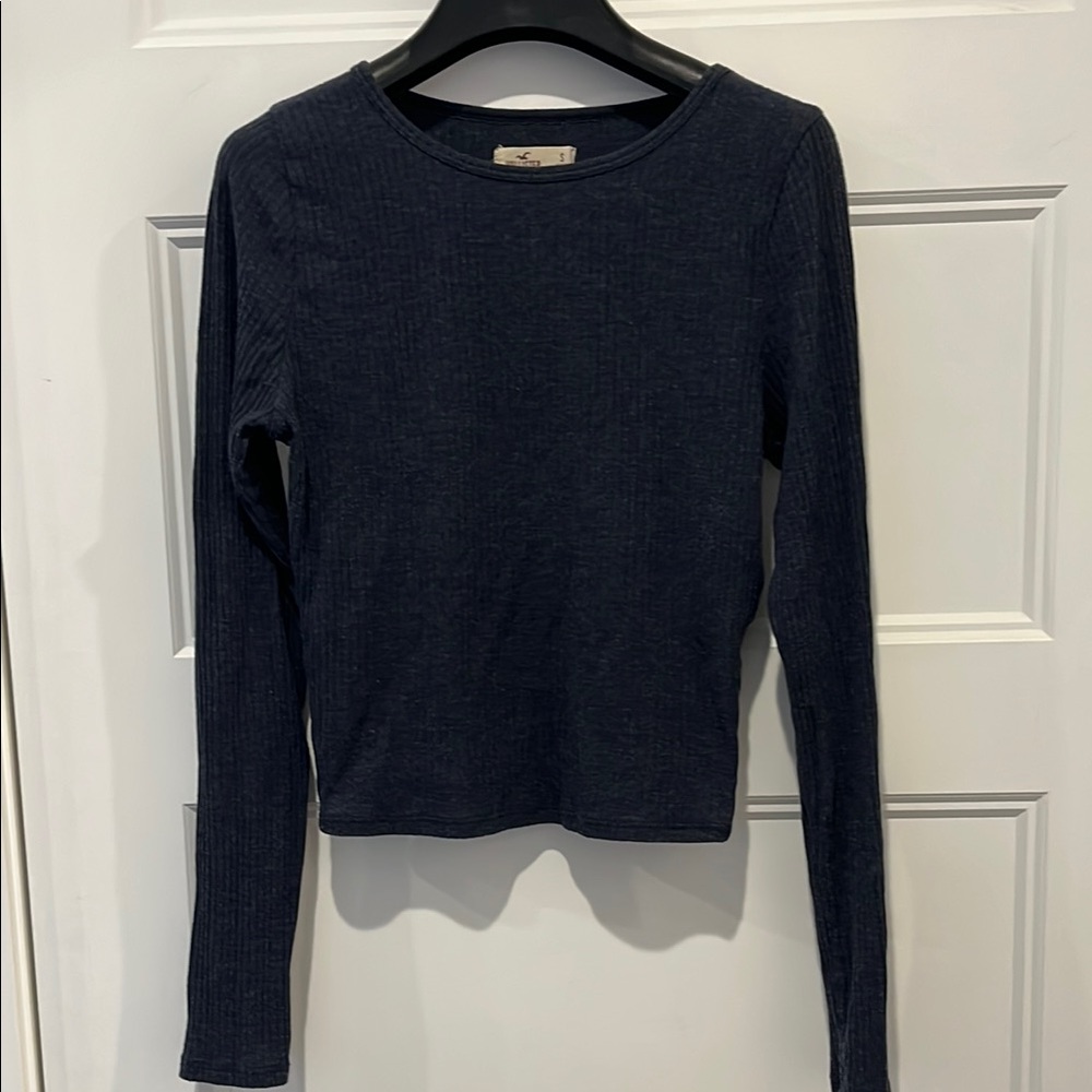 Women's Navy Cropped Long Sleeve Top